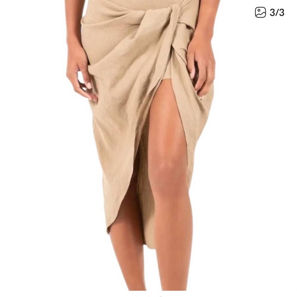 NEW ANEMOS selene drop waist drape midi dress in taupe Medium - Picture 3 of 9